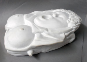 A marble sculpture by artist and sculptor Giorgos Alexandridis, presenting a sex doll. Ένα γλυπτό σε μάρμαρο από τον εικαστικό και γλύπτη Γιώργο Αλεξανδρίδη.